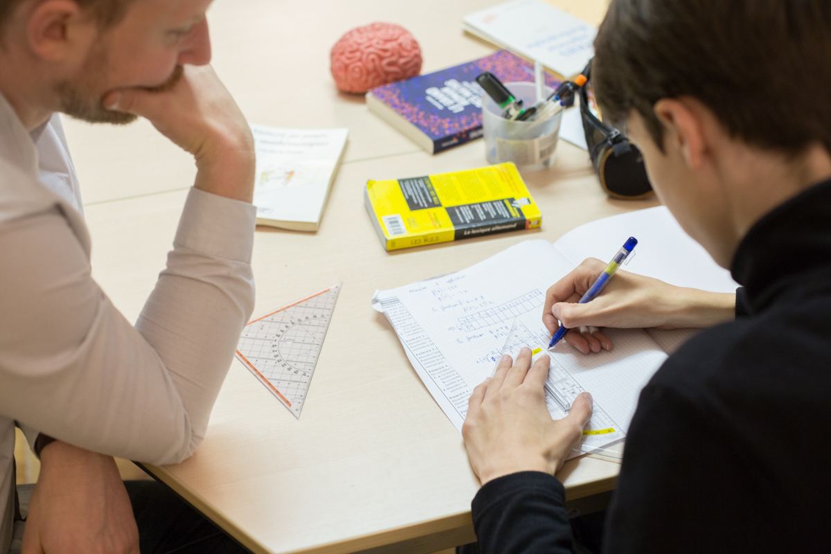 Travail en petit groupe sur des méthodes d’apprentissage