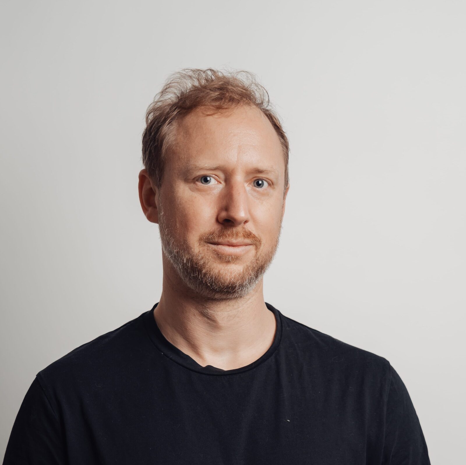Portrait de Zack Alder, coach et formateur